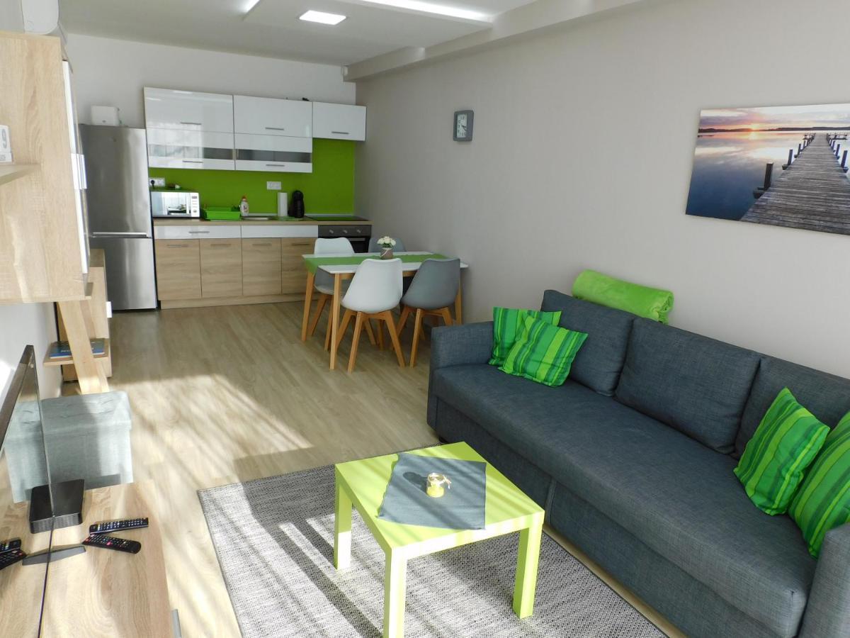 Katamaran Apartment Siofok Exterior photo